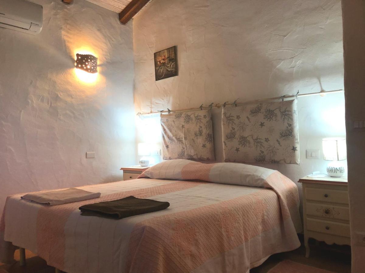 Agriturismo Fioredda Aglientu Bagian luar foto